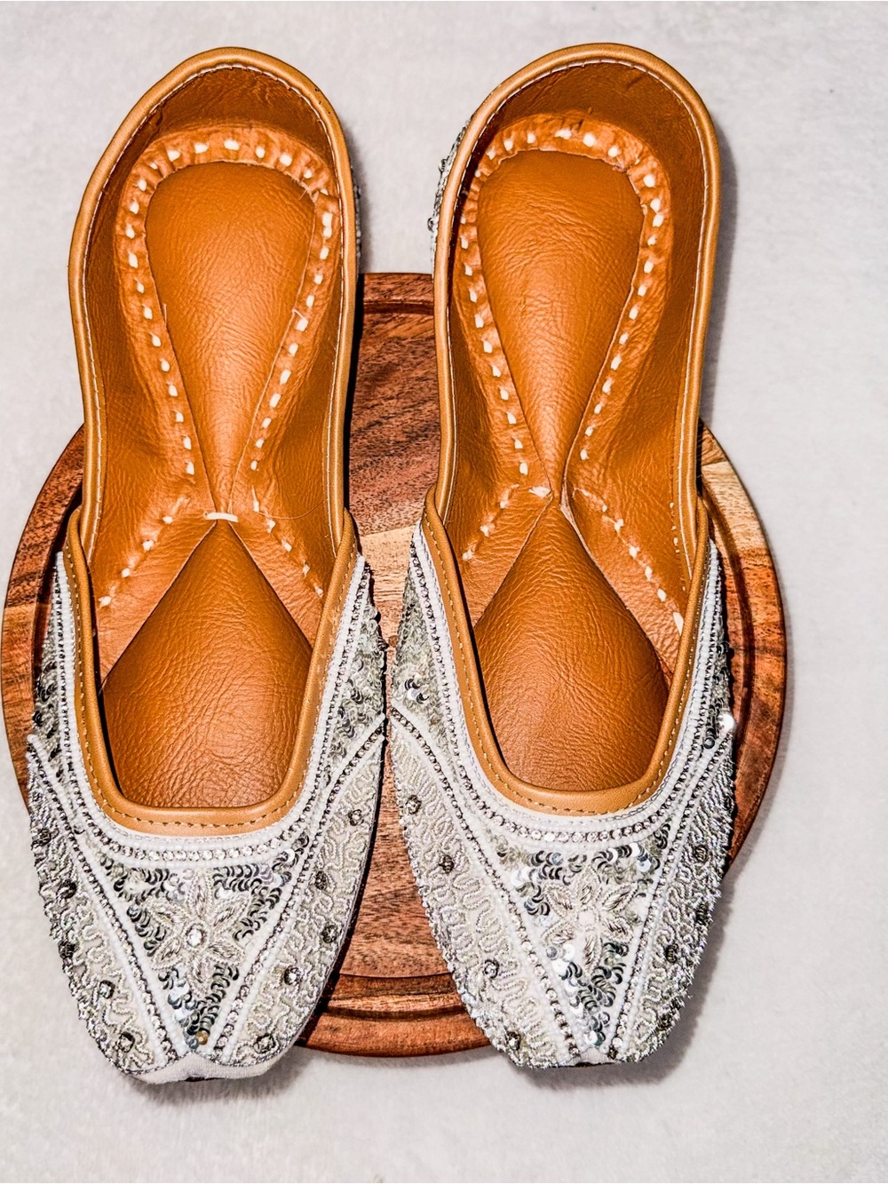 Women's Embellished Silver Slip-On Flats Size EU 39 (approx Size 8-8.5)